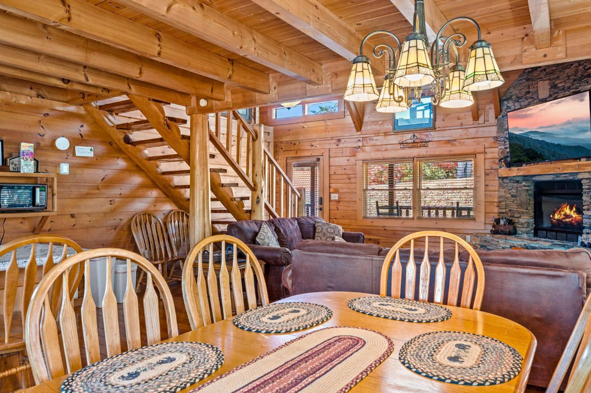 Bearfoot Pines - True Log Cabin - Wi-Fi, Hot Tub, Fishing, Deck With Views! - Mins To Pf セバービル エクステリア 写真